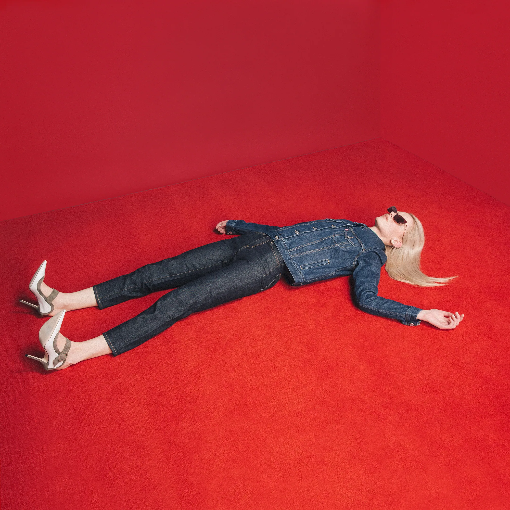 Editorial fashion photograph by Renata Kaveh