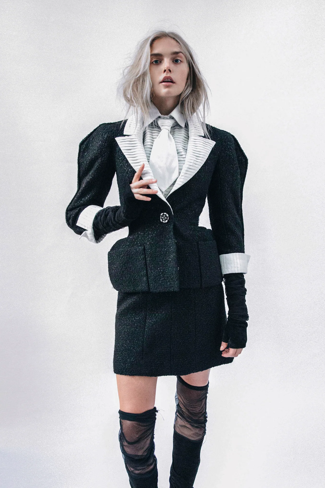 Editorial fashion photograph by Renata Kaveh